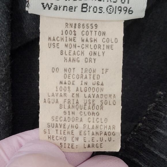 Vintage 1996 Looney-Tunes Tweety Sweat Shorts Womens M USA - Picture 7 of 16